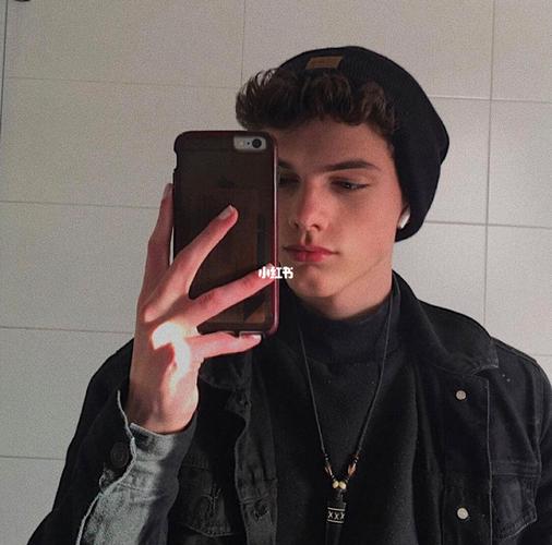 6686体育铁牌作者Jocelyn