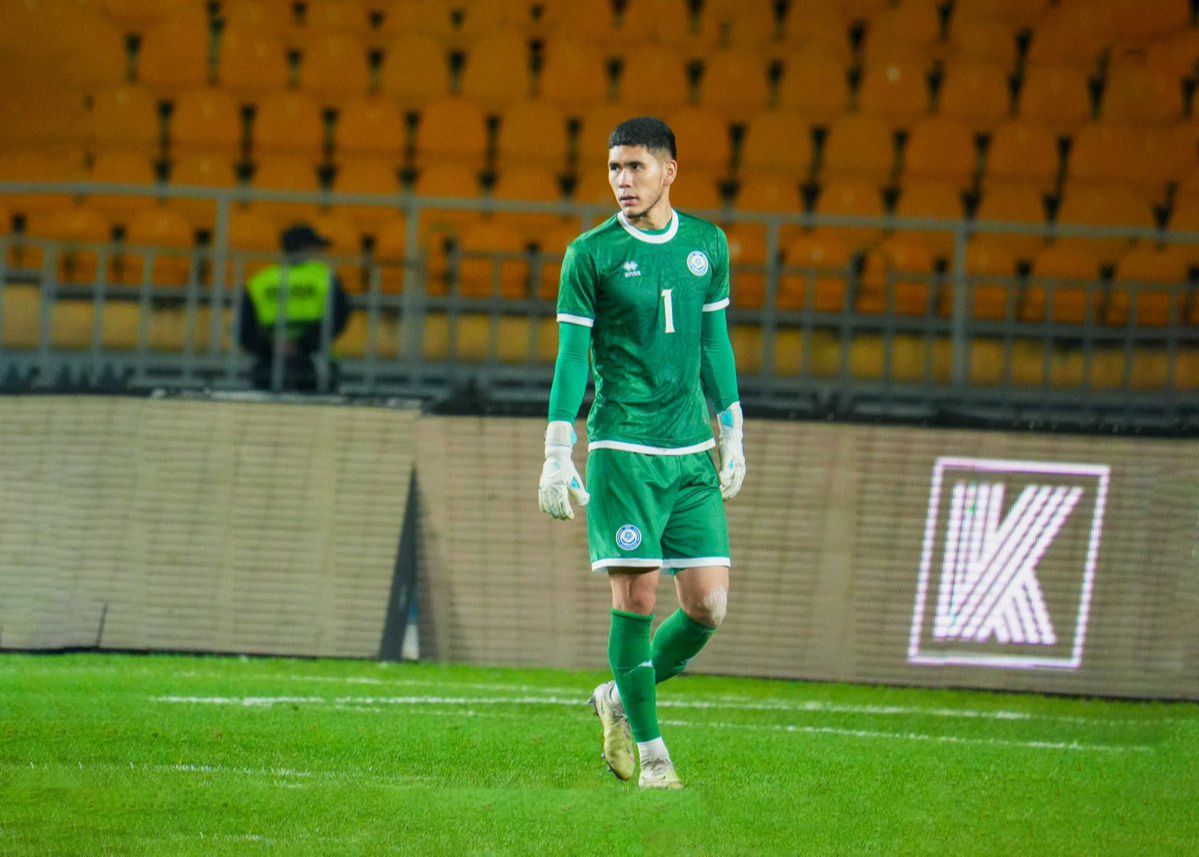 哈萨克斯坦守门员战比利时数据：贡献8救球+极限阻止队友乌龙